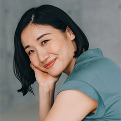 香月 彩里